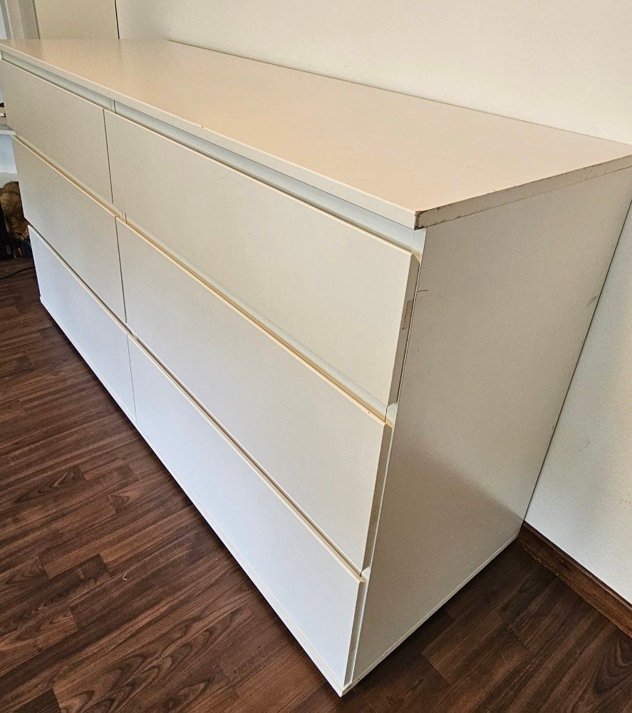 Ikea Cassettiere: MALM Kommode mit 6 Schubladen, weiß, 154x50 cm – Usato da Luzern venduto da igo_ldf2 1