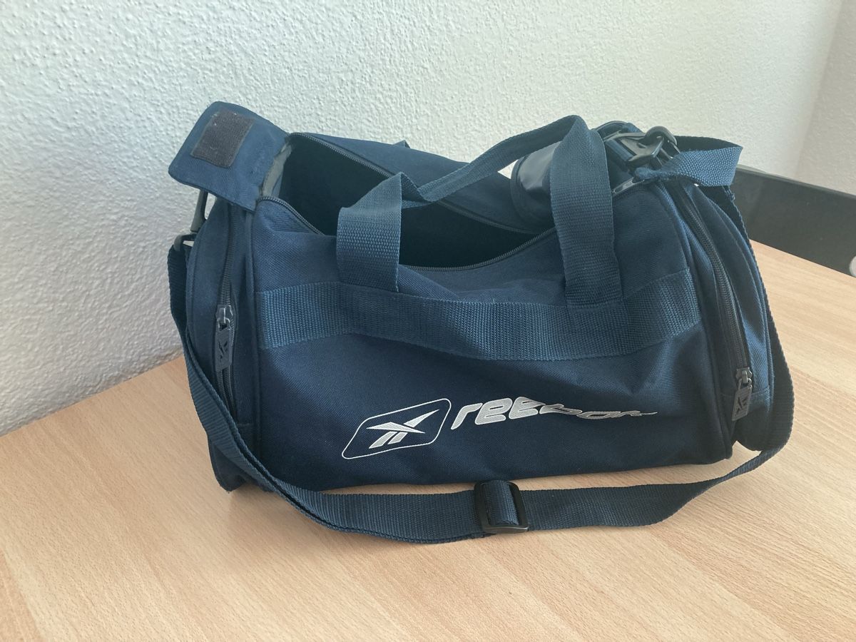 Reebok Taschen: Sporttasche – Gebraucht aus Bern von NAJAW85 2
