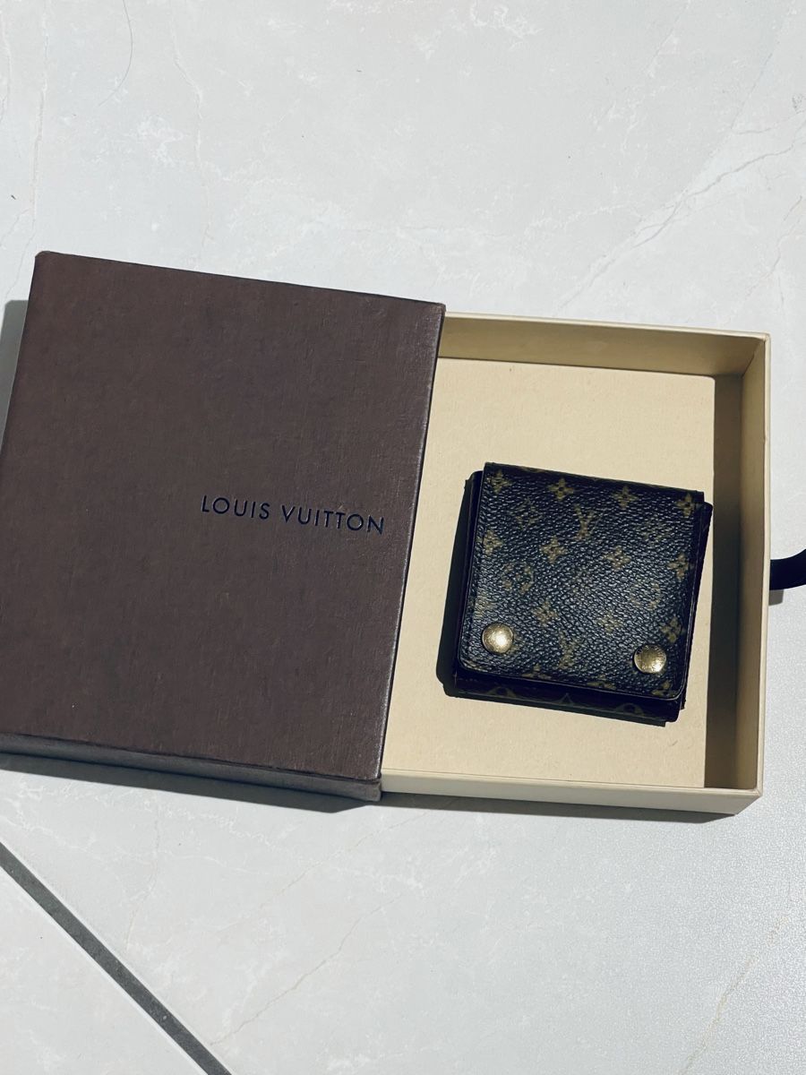 Louis Vuitton Ciondoli: Louis Vuitton Charm Weissgold – Usato da Unterstammheim venduto da Aro8 2