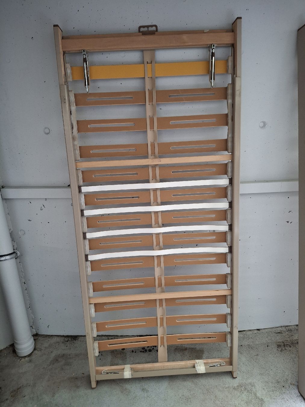 Bico Lattenroste: Zwei bico-flex Lattenroste, 200x90 cm – Gebraucht aus Fislisbach von HurtiBrocki 8