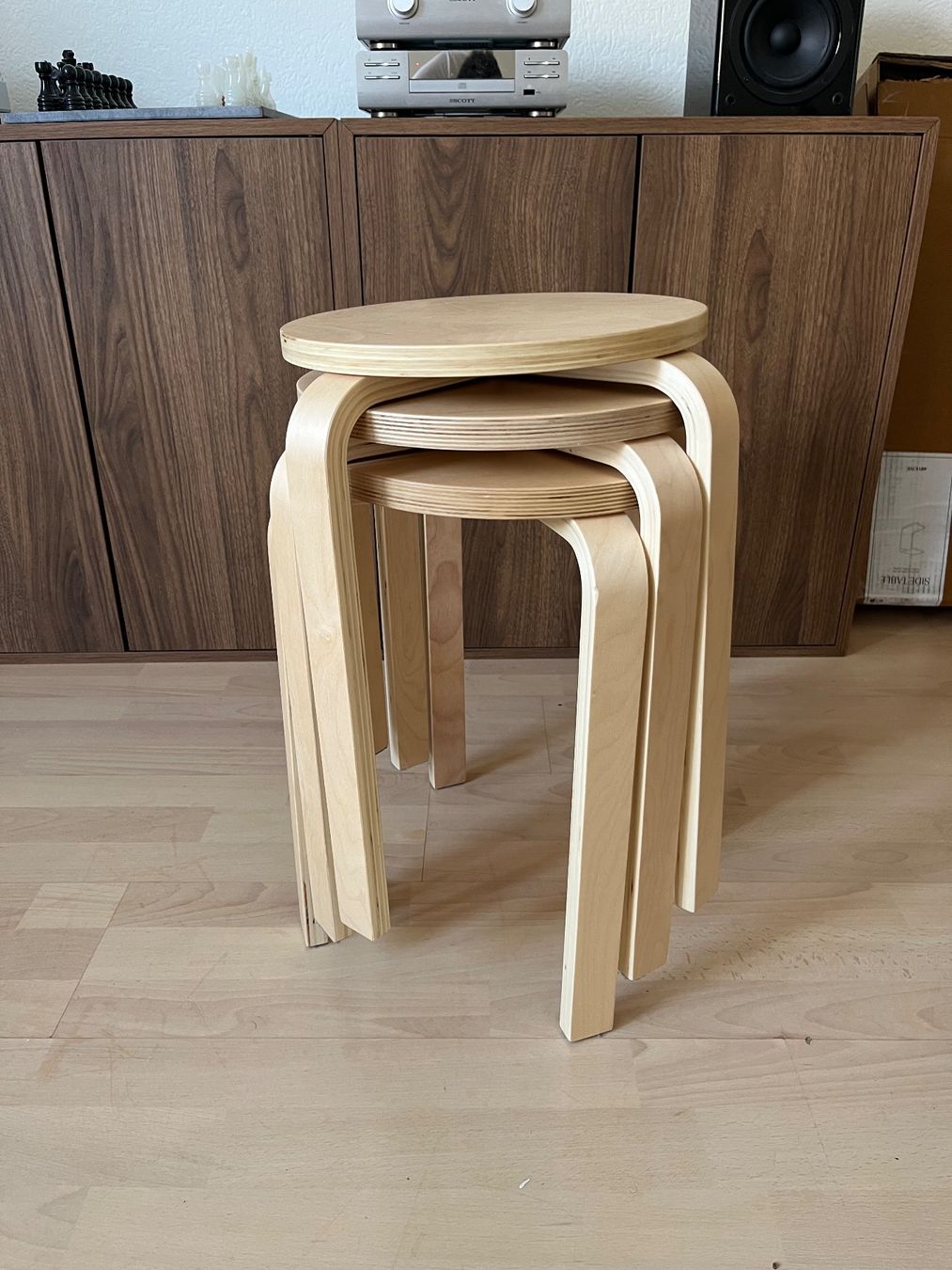 Sgabelli: Hocker Holz 3er Stapel wie neu – Usato da Zürich venduto da eliaslionel