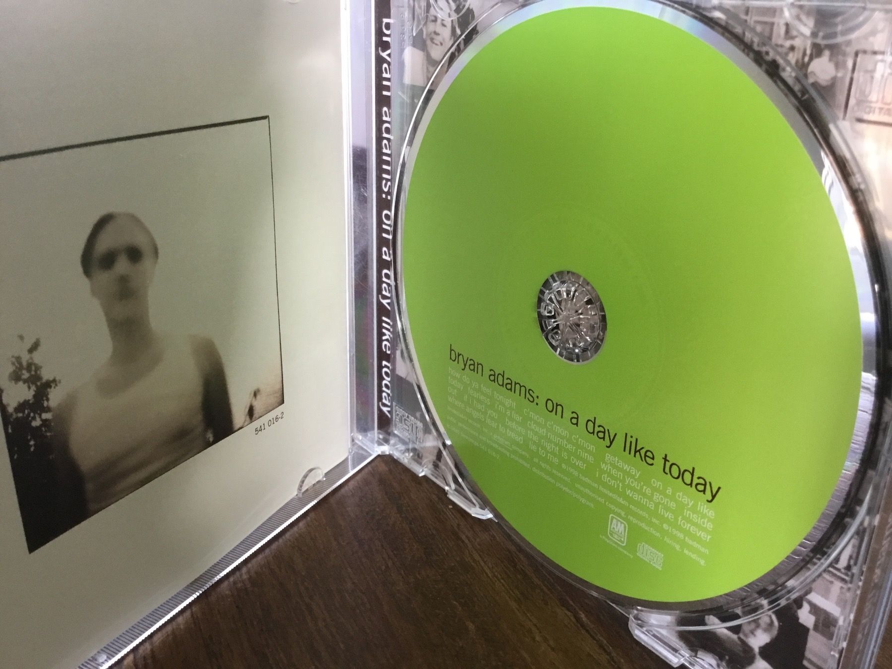 CD: bryan  adams – Usato da Thierachern venduto da sweden08 2
