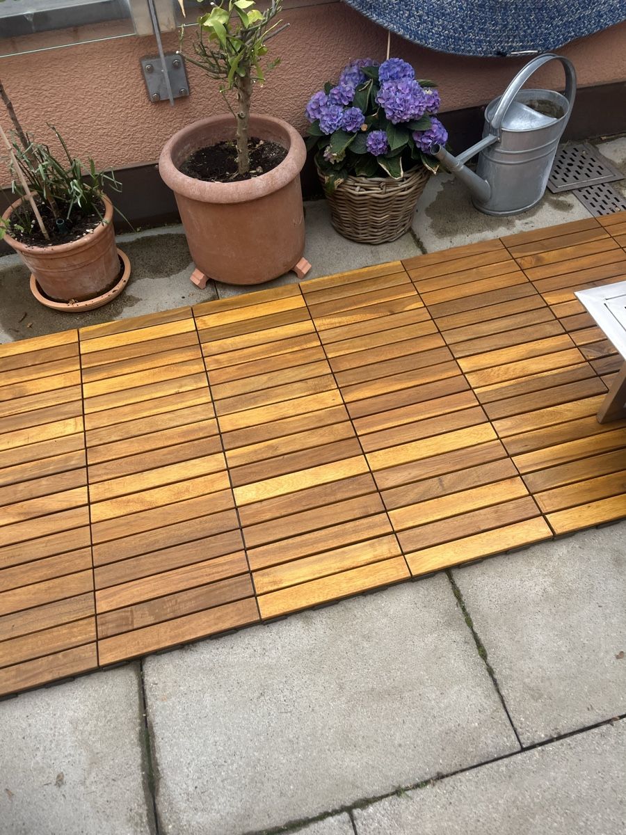 Bodenbeläge: Klickfliese Terrasse Akazie – Neu (gemäss Beschreibung) aus Zumikon von kaenina
