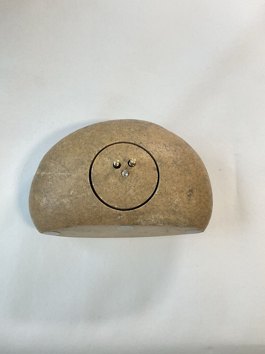 Stand- & Wanduhren: Stone clock by Wehrle, enrobé dans une pierre  – Gebraucht aus Malleray von Robot12 2