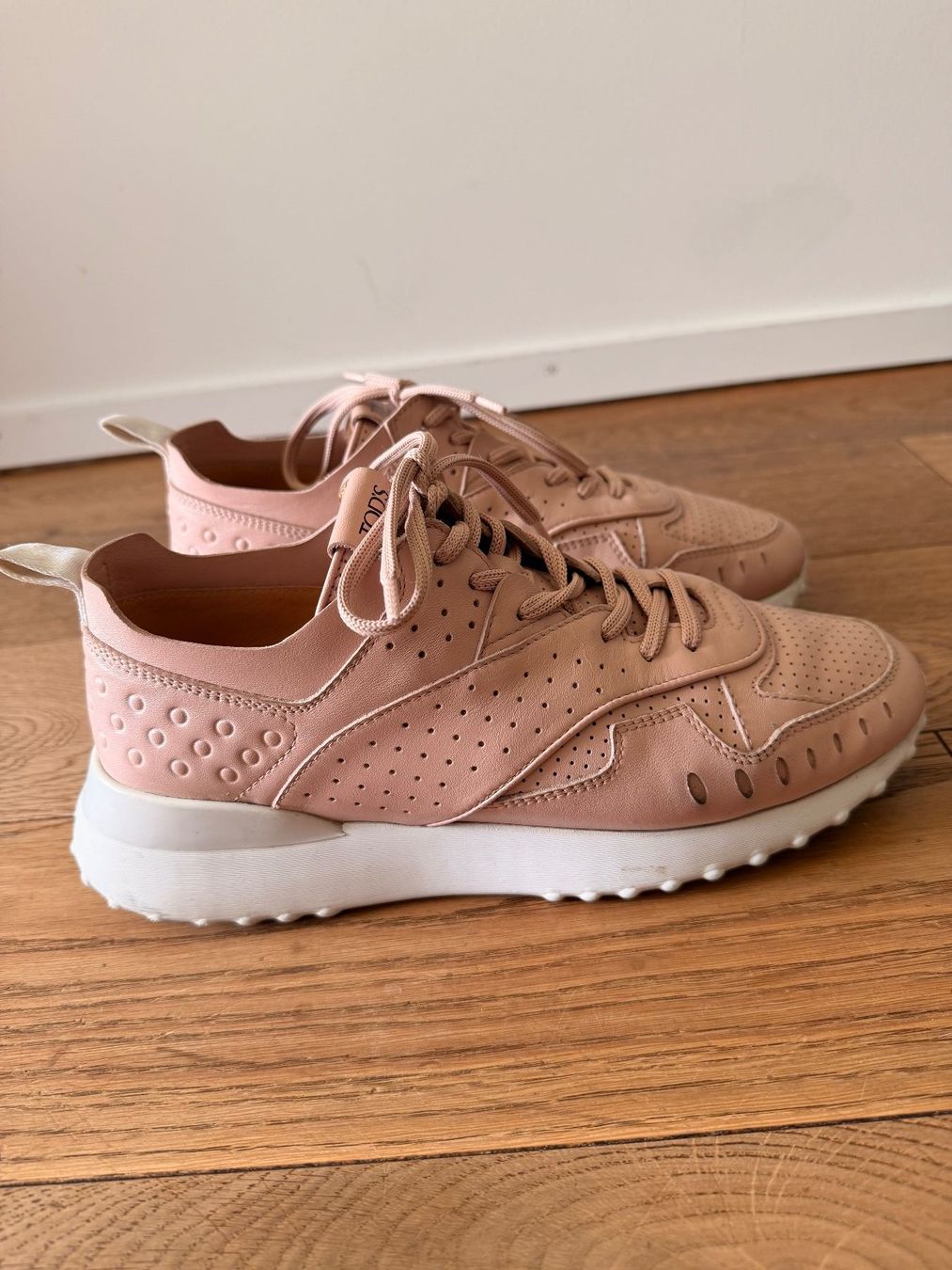 Tod'S Scarpe da donna: Tod's Sneakers 38.5 (39) – Usato da Bassersdorf venduto da aniarem 3