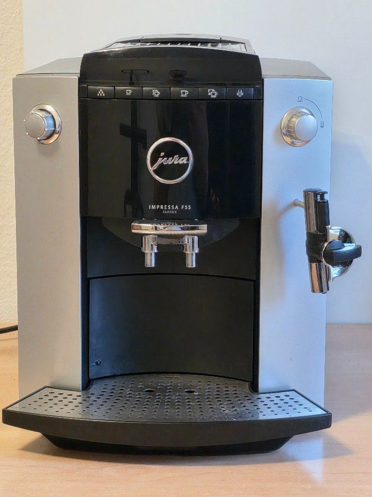 Jura Kaffeemaschinen & Espressomaschinen: Jura F55 – Gebraucht aus Zürich von mimi_zh