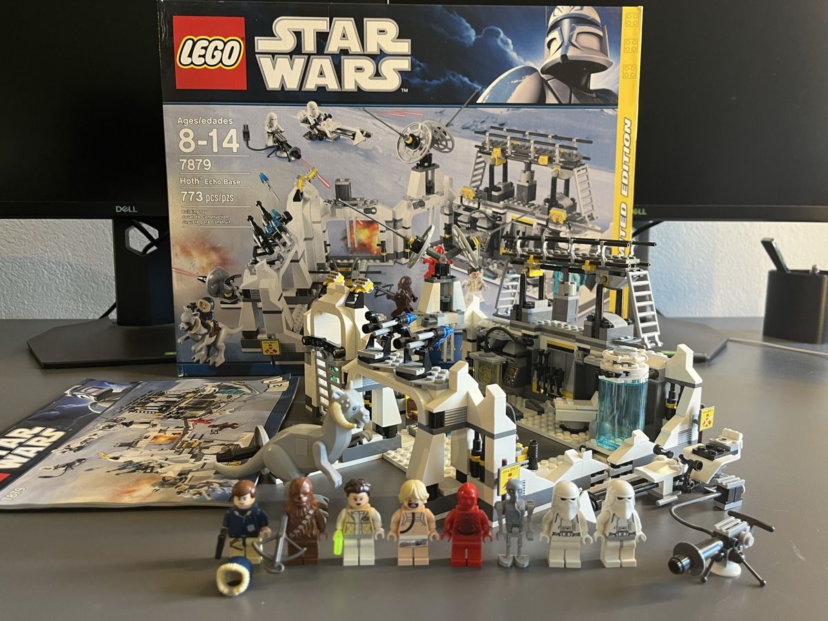 Lego Spielzeuge: LEGO Star Wars Set 7879 Hoth Echo Base – Gebraucht aus Fribourg von Helvetix7