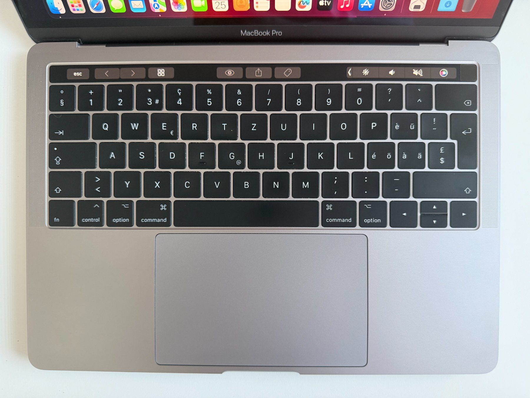 Apple Notebook: MacBook Pro 13" 2017 i7 / 16GB RAM / 1TB SSD / Touchbar – Usato da Laax GR venduto da il_8klkd 1