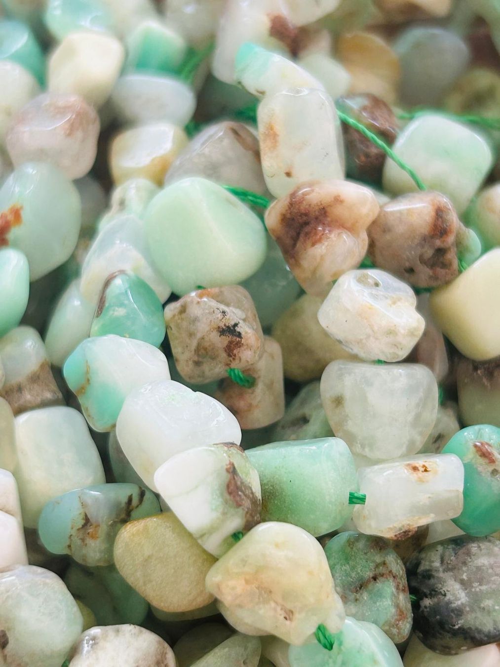 Pietre preziose: Strang echte chrysophrase  Nuggets / stone 8-10 mm – Nuovo e nell'imballaggio originale da Niederrohrdorf venduto da Ytobi 3