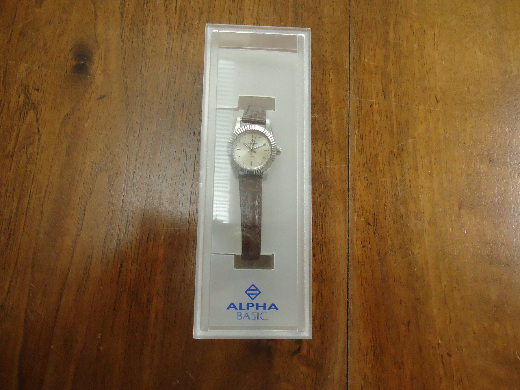 Uhren: Montre femme Alpha Basic – Gebraucht aus Vessy von mafabe