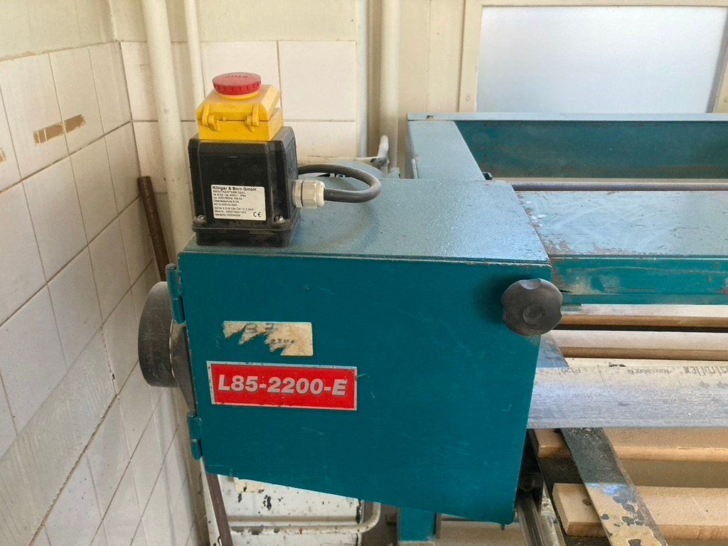 Smerigliatrici & Lucidatrici: Bandschleifmaschine L85-2200-E – Usato da Biel/Bienne venduto da pupi81 1