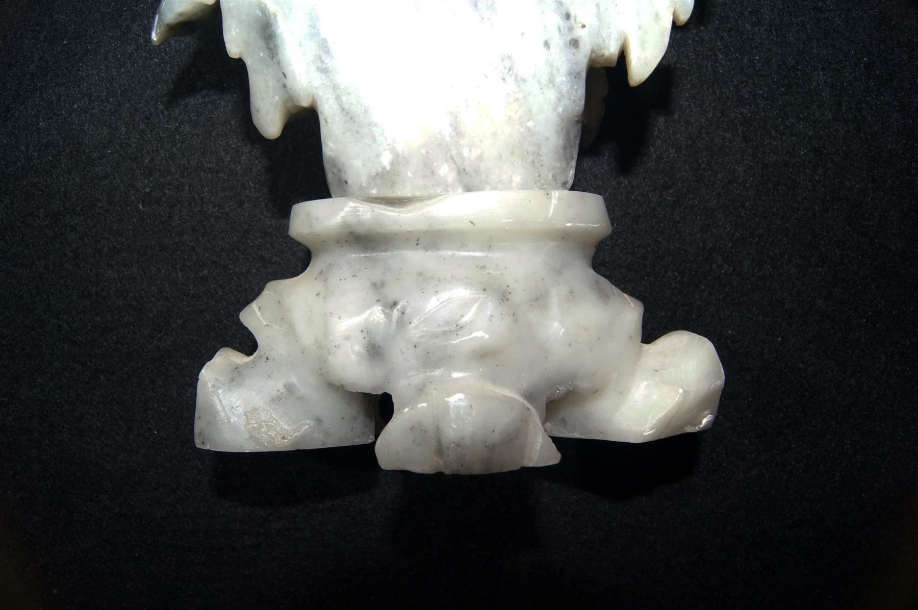 Sculture & Statue: Schöne Specksteinfigur mit Rosenbouquet – Nuovo e nell'imballaggio originale da Geroldswil venduto da ARTEFACTO 8