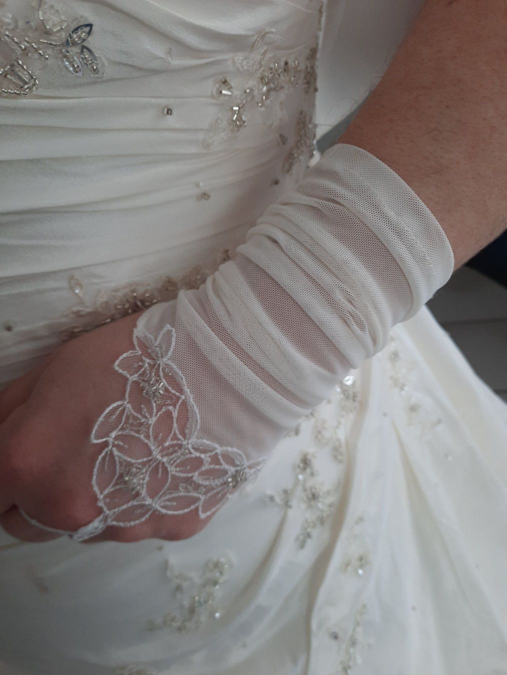 Vestiti: Damen Hochzeitskleid, cremefarben, Gr. 50 – Usato da Sisseln AG venduto da Tropea4334 7