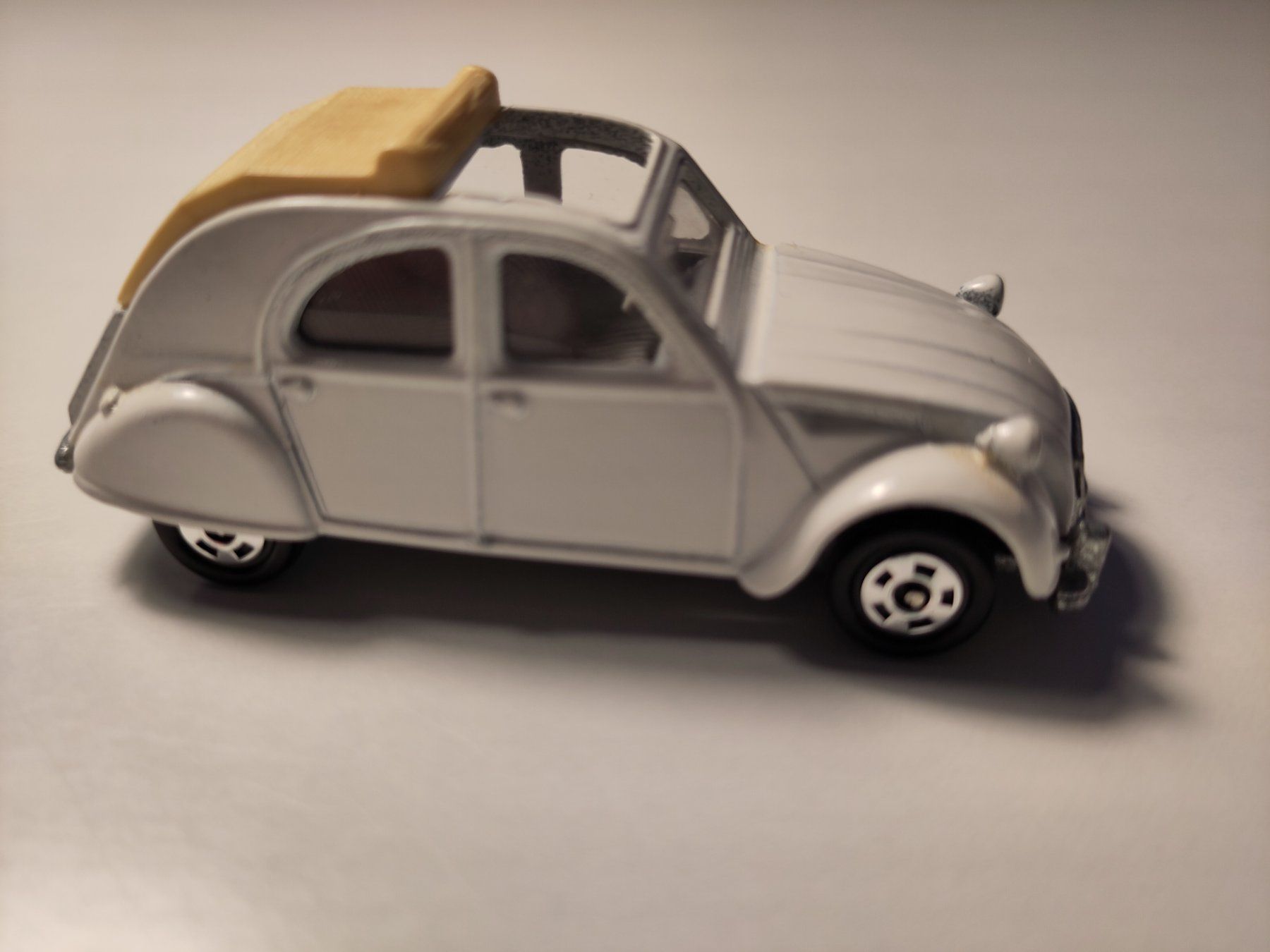 Modellautos: Modellauto Tomica Citroen 2CV – Gebraucht aus Bülach von Tiefschlaflos 1