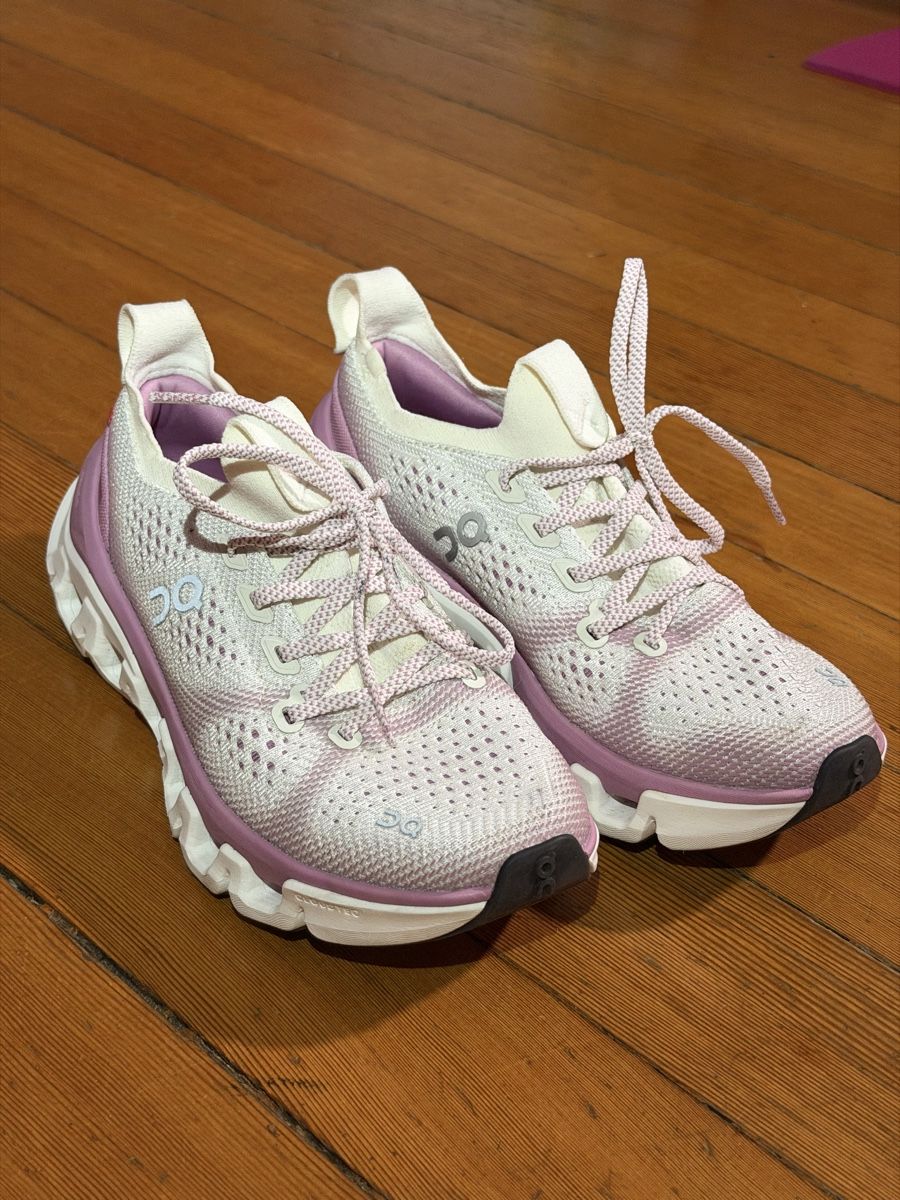 On Damenschuhe: On Running Cloudnova sneakers, white and lilac – Neu (gemäss Beschreibung) aus Dietikon von dom_pvq5 2