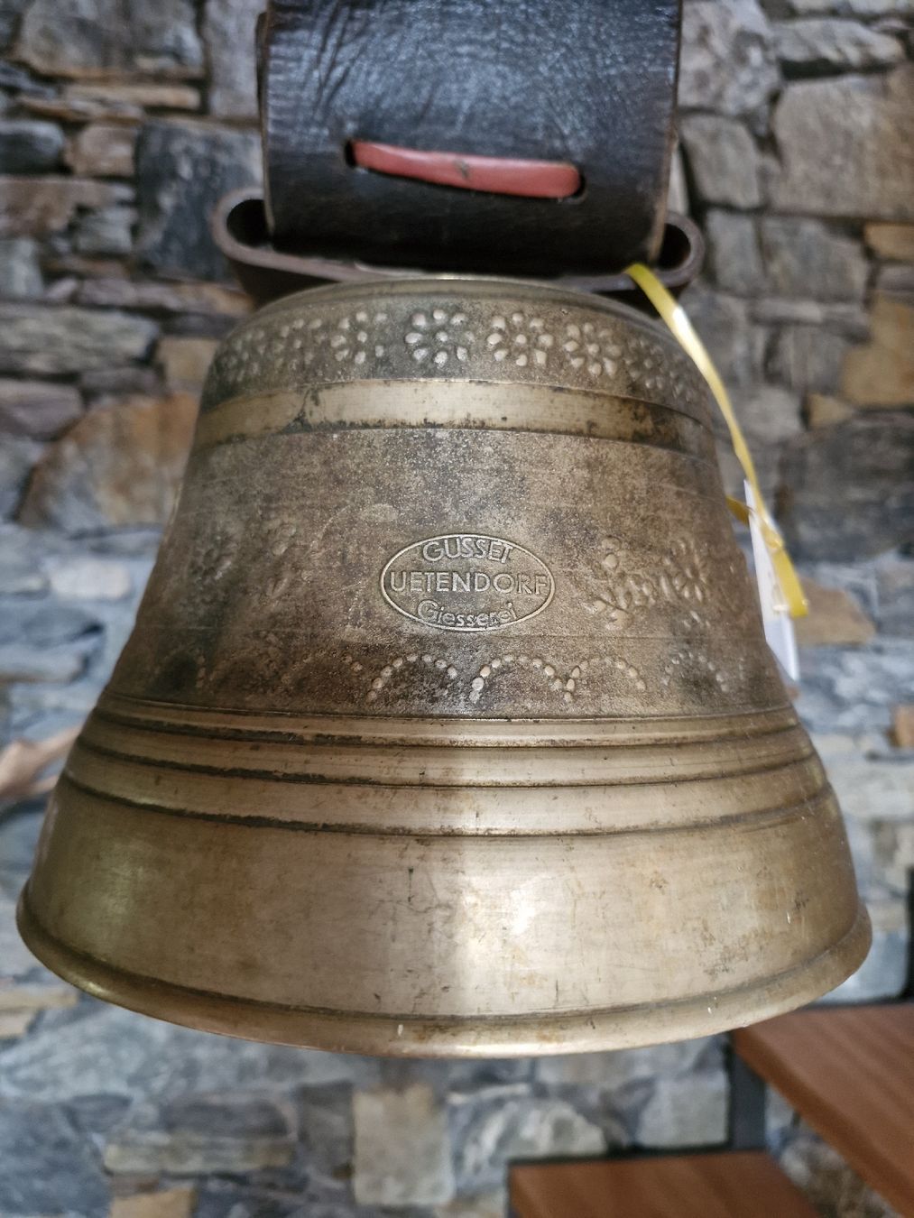 Cloches & sonnailles: Glocke Treichel  – D'occasion à Guarda par rue_bpd7 2
