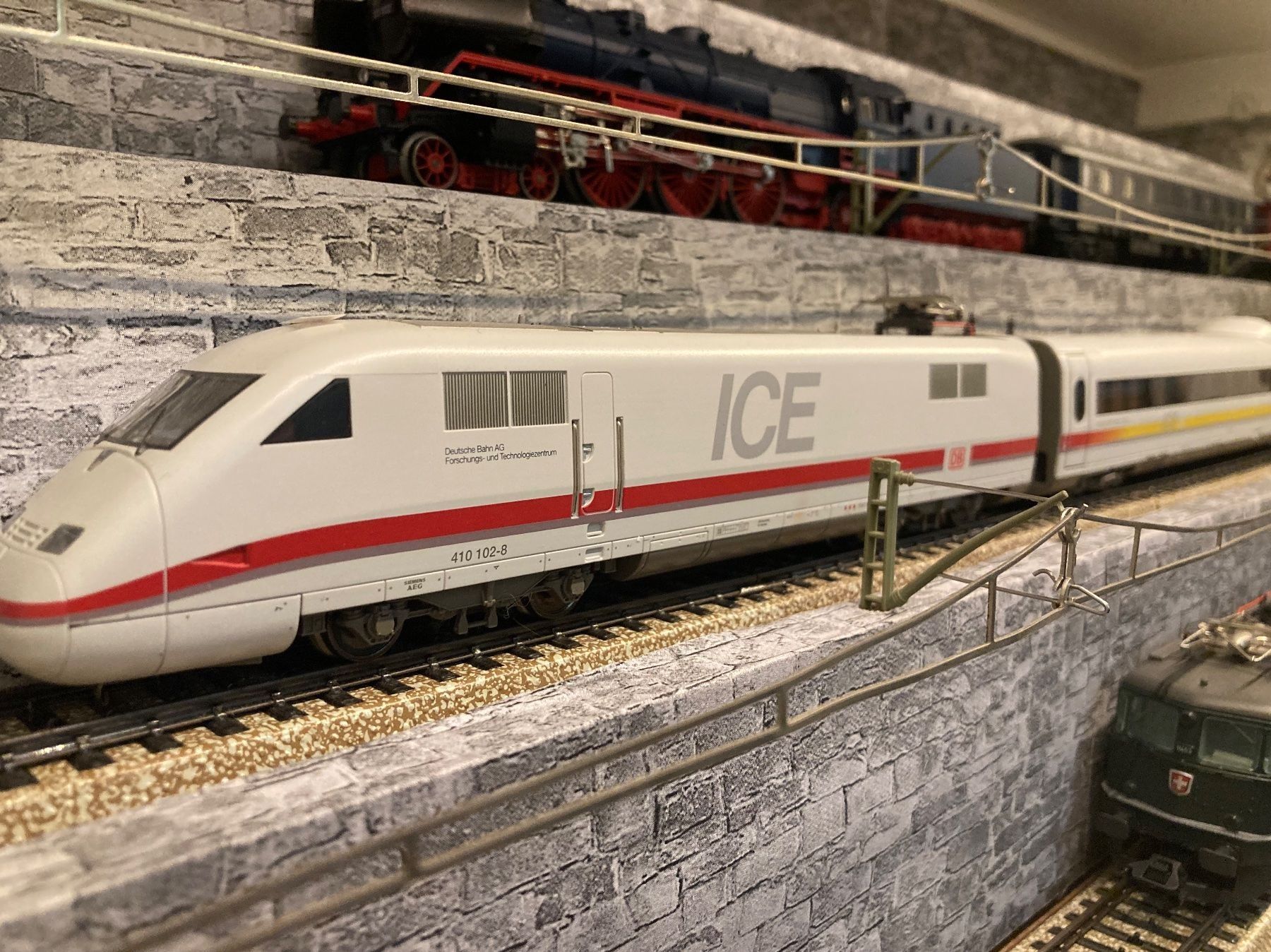 Märklin Trains électriques: Märklin ICE 39710 5-teilig – Neuf (Voir description) à Sarnen par Pheggli