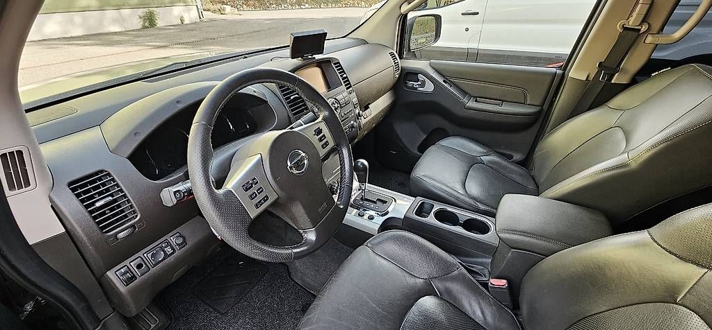 Autos: Nissan Navara V6 3.0 – D'occasion à Gwatt (Thun) par Renos61 2