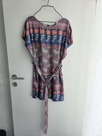 Farbiges Kleid in knalligen Farben Gr. XS