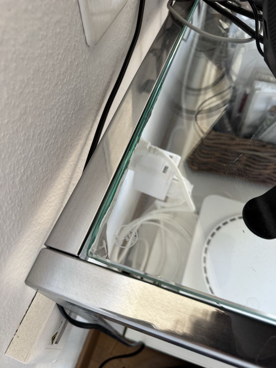 Mobili TV: Elegantes Sideboard aus Edelstahl & Glas – Usato da Speicher venduto da pat_ddn8 1