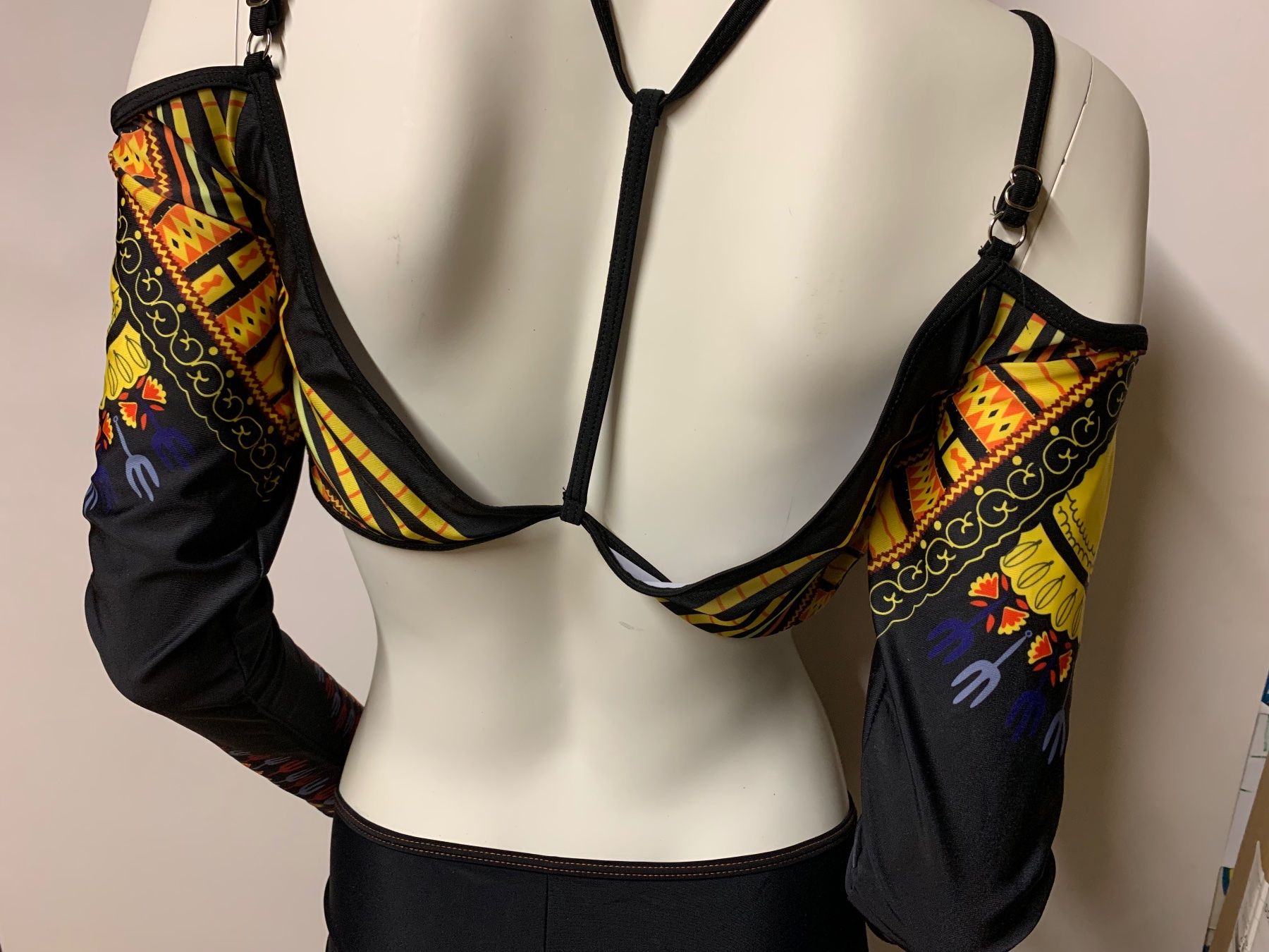 Top: Ausgefallenes African Style Top, Gr. L – Usato da Rosshäusern venduto da MiJoDoOl 2