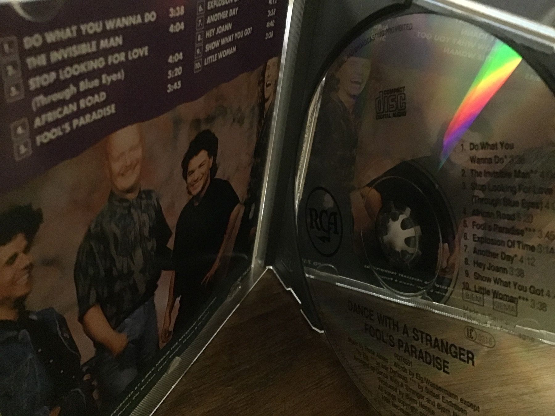 CD: Dance with a Stranger – Usato da Thierachern venduto da sweden08 2