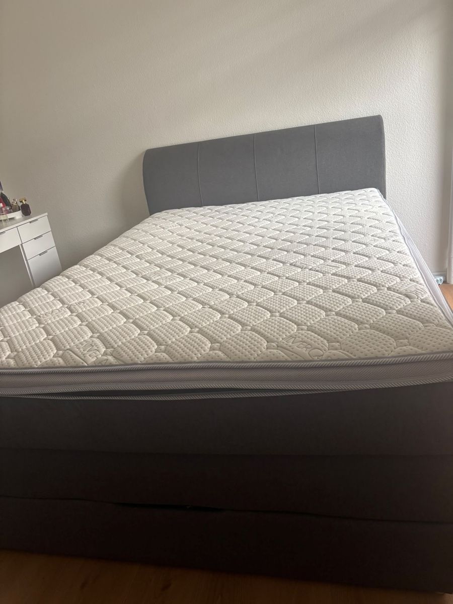 Letti: Boxspringbett 140x200 cm – Usato da Wettingen venduto da globalautoexport_88