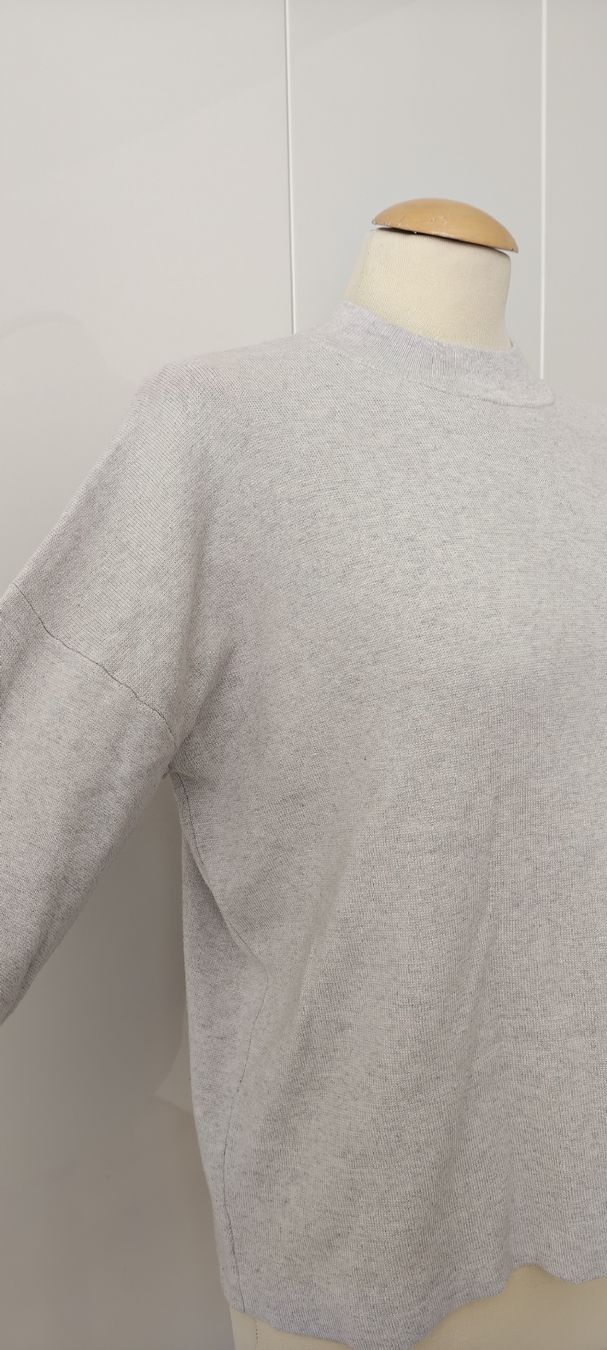 H&M Pulls & Sweat-shirts: Damenpullover H&M Basic Grösse M, hellgrau – D'occasion à Basel par ukhtyy 2