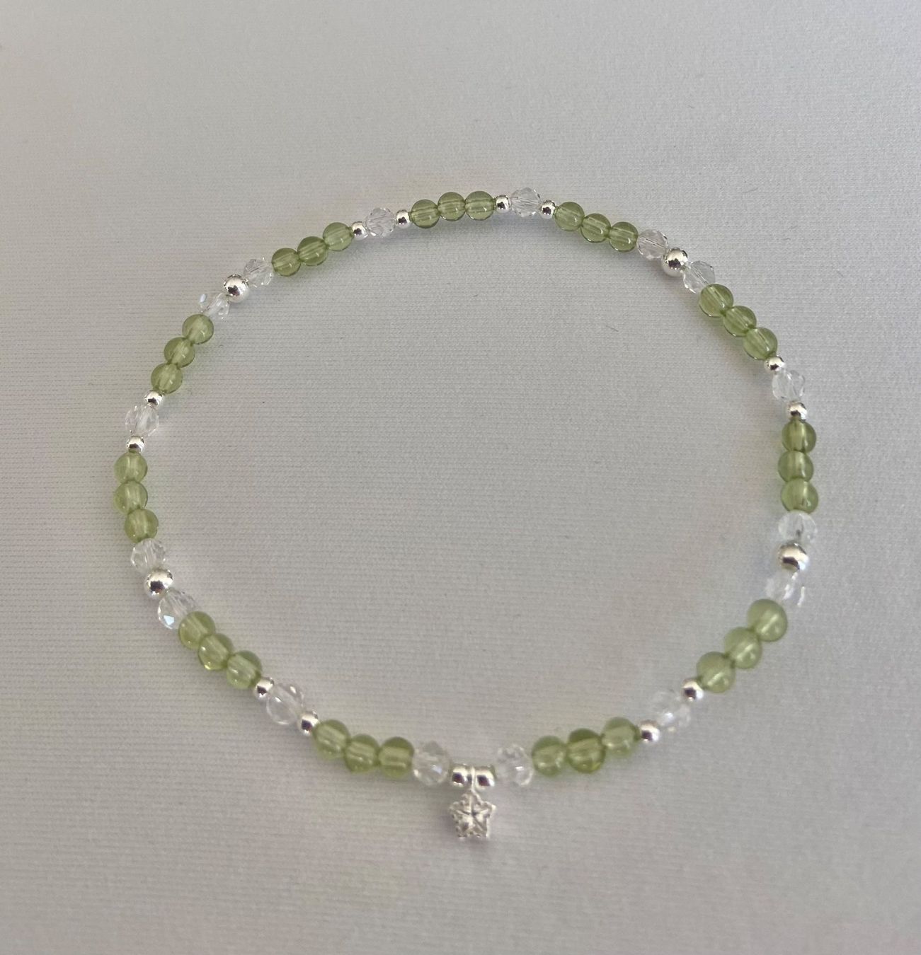 Armbänder & -reifen: Edelstein Armband Peridot Bergkristall mit Silber – Neu und originalverpackt aus Zuzwil SG von Lemliskat 2