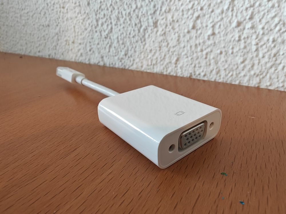 Apple Lecteurs & Adaptateurs: Apple Mini DisplayPort zu VGA Adapter A1307 – D'occasion à Reinach AG par N54