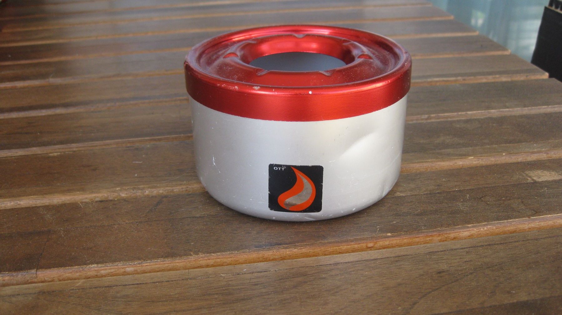 Portacenere: Tisch Aschenbecher OTT – Usato da Nussbaumen AG venduto da Daddy5