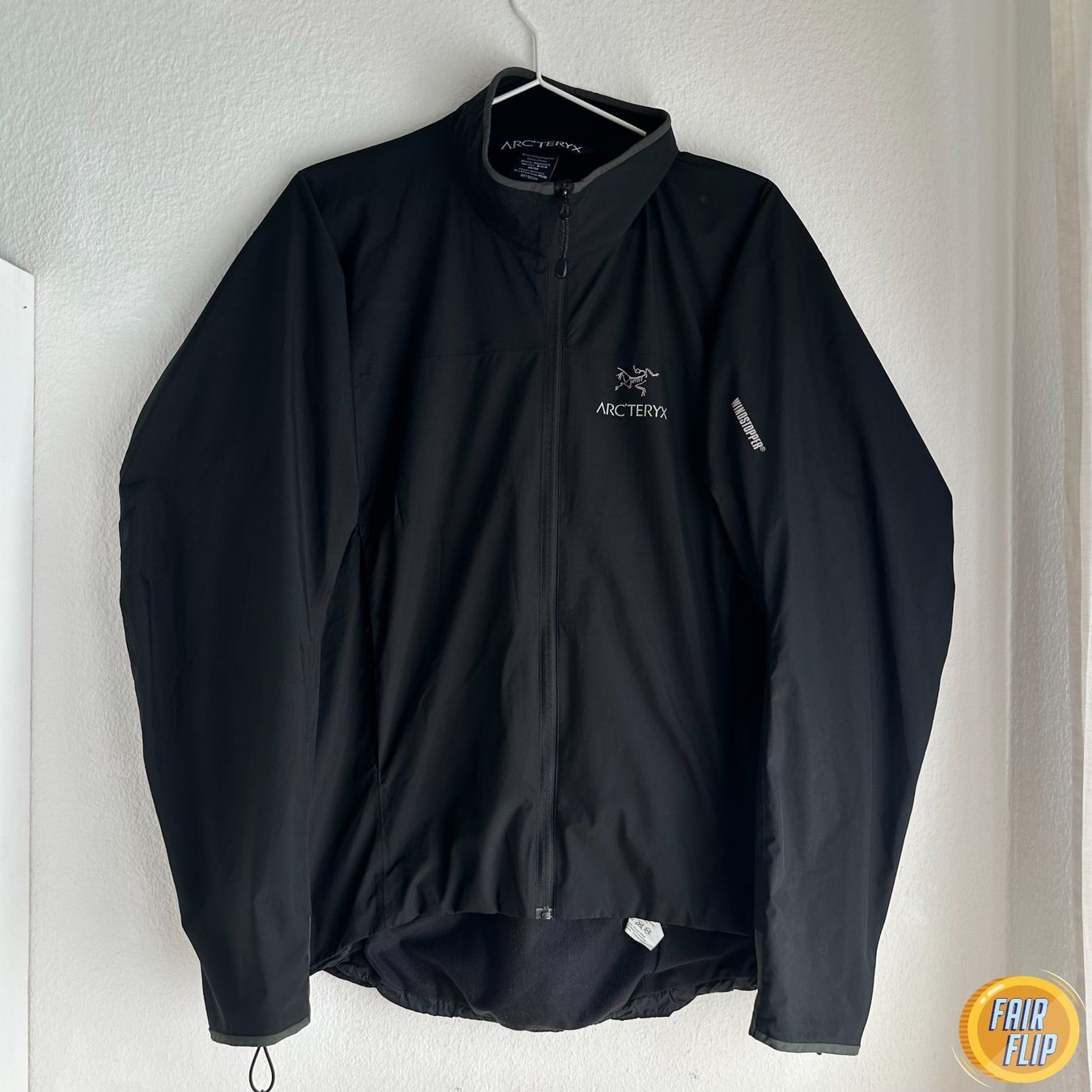 Arcteryx Giacche: Vintage Arcteryx Windstopper Jacket Men Gr. M – Usato da Luzern venduto da fairflip