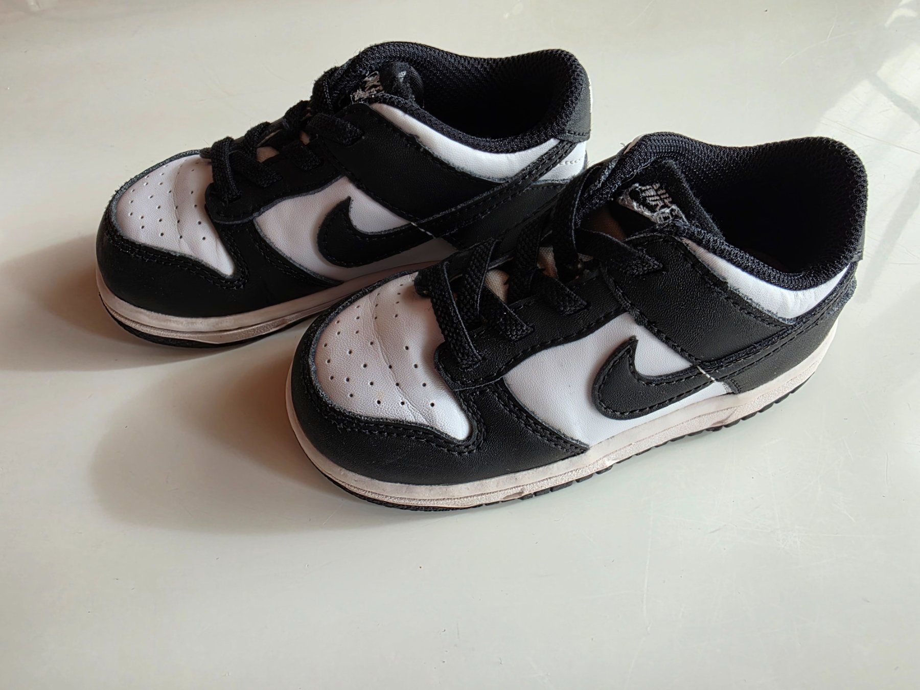 Nike Scarpe da uomo: Basket Nike pointure 25 – Usato da Biel/Bienne venduto da Djdreamx 1