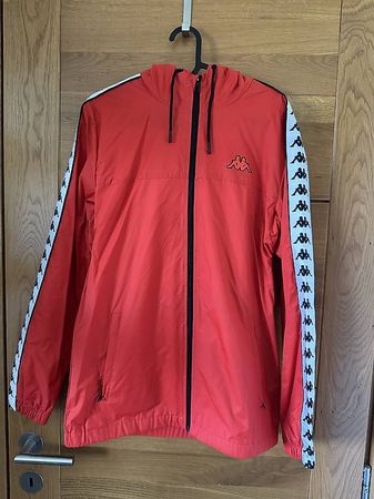 Veste coupe-vent KAPPA ? Taille M ? Très bon état