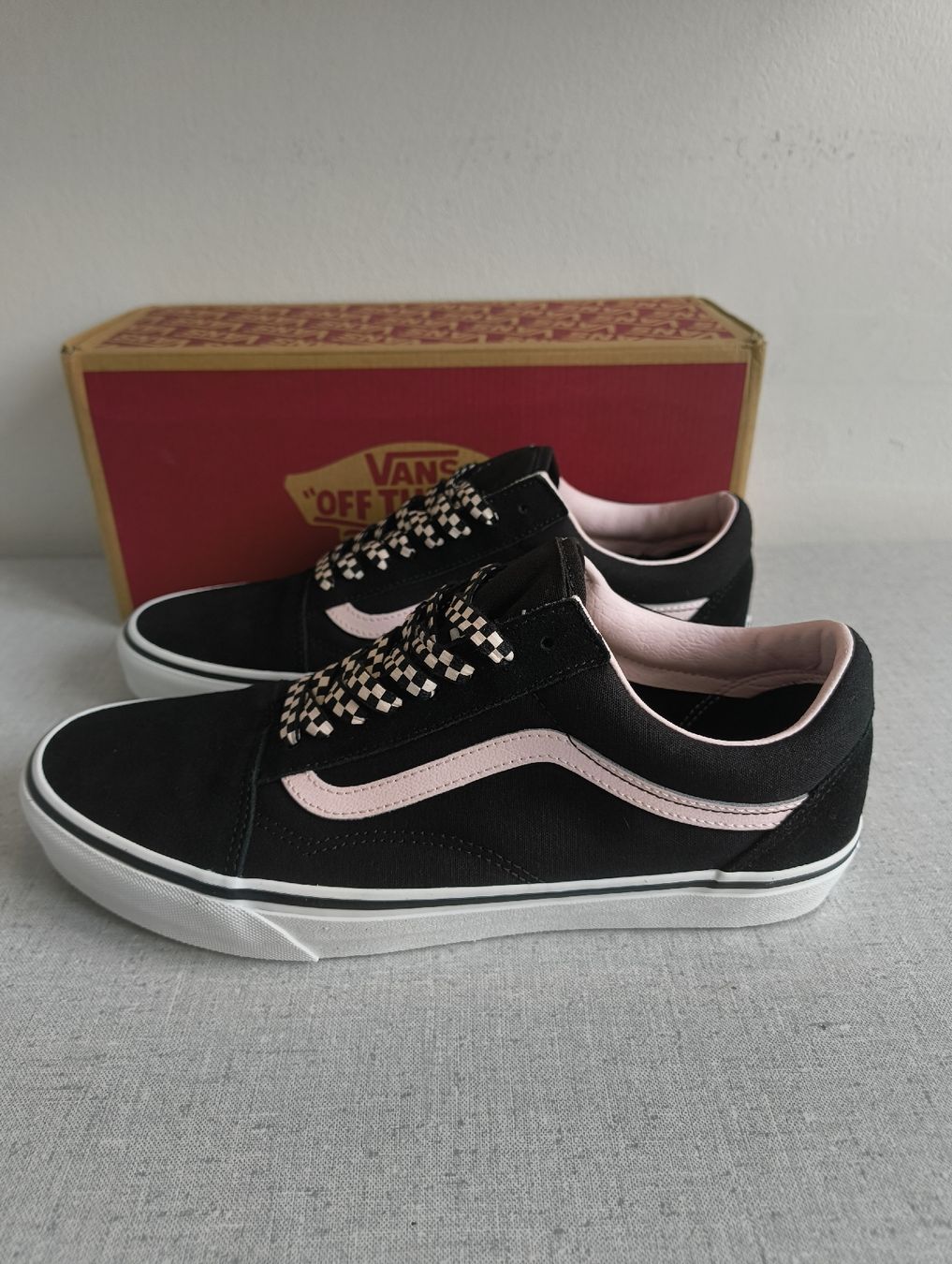 Vans Chaussures hommes: Vans Old Skool,  Grösse 44 neu mit Box – Neuf avec emballage d'origine à Uitikon Waldegg par PJLS1 2