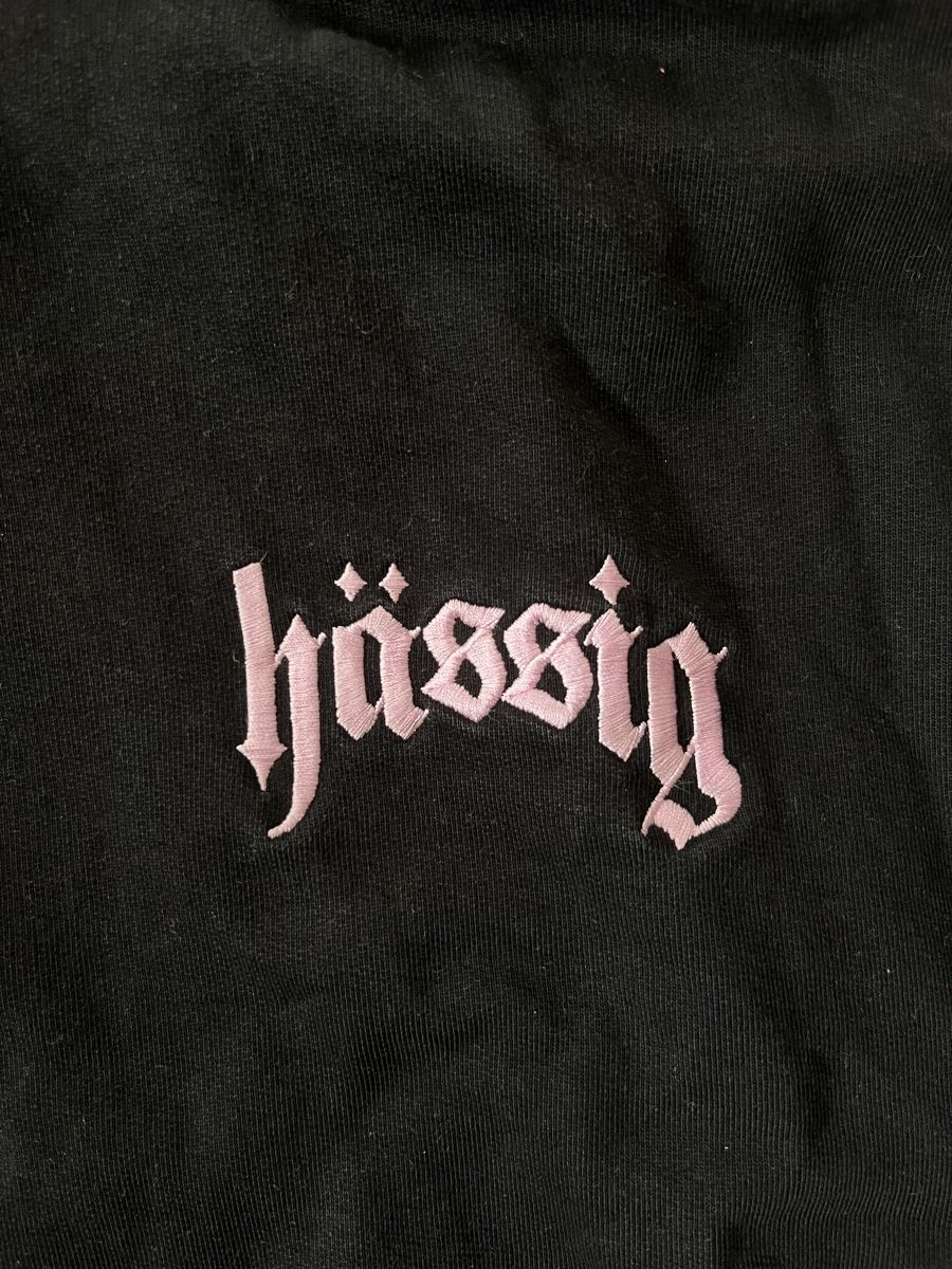 Hässig Maglioni & Felpe: Hässig Bubblegum Hoodie – Usato da Bern venduto da ann1e 1