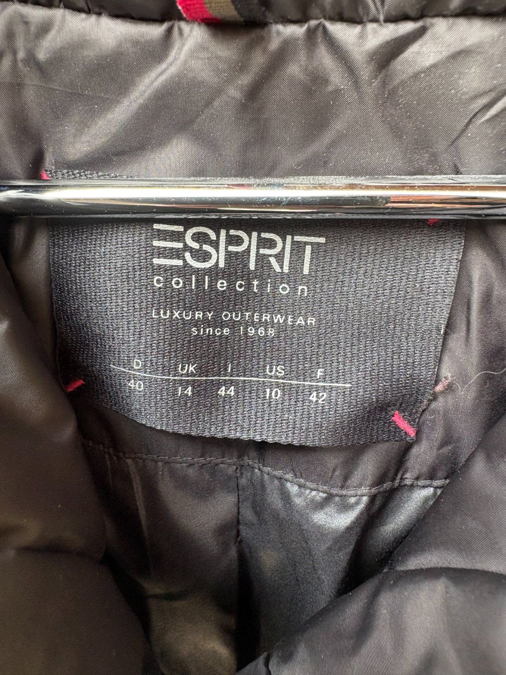Esprit Giacche: ESPRIT Winterjacke schwarz – Usato da Spreitenbach venduto da NIMAnd 1