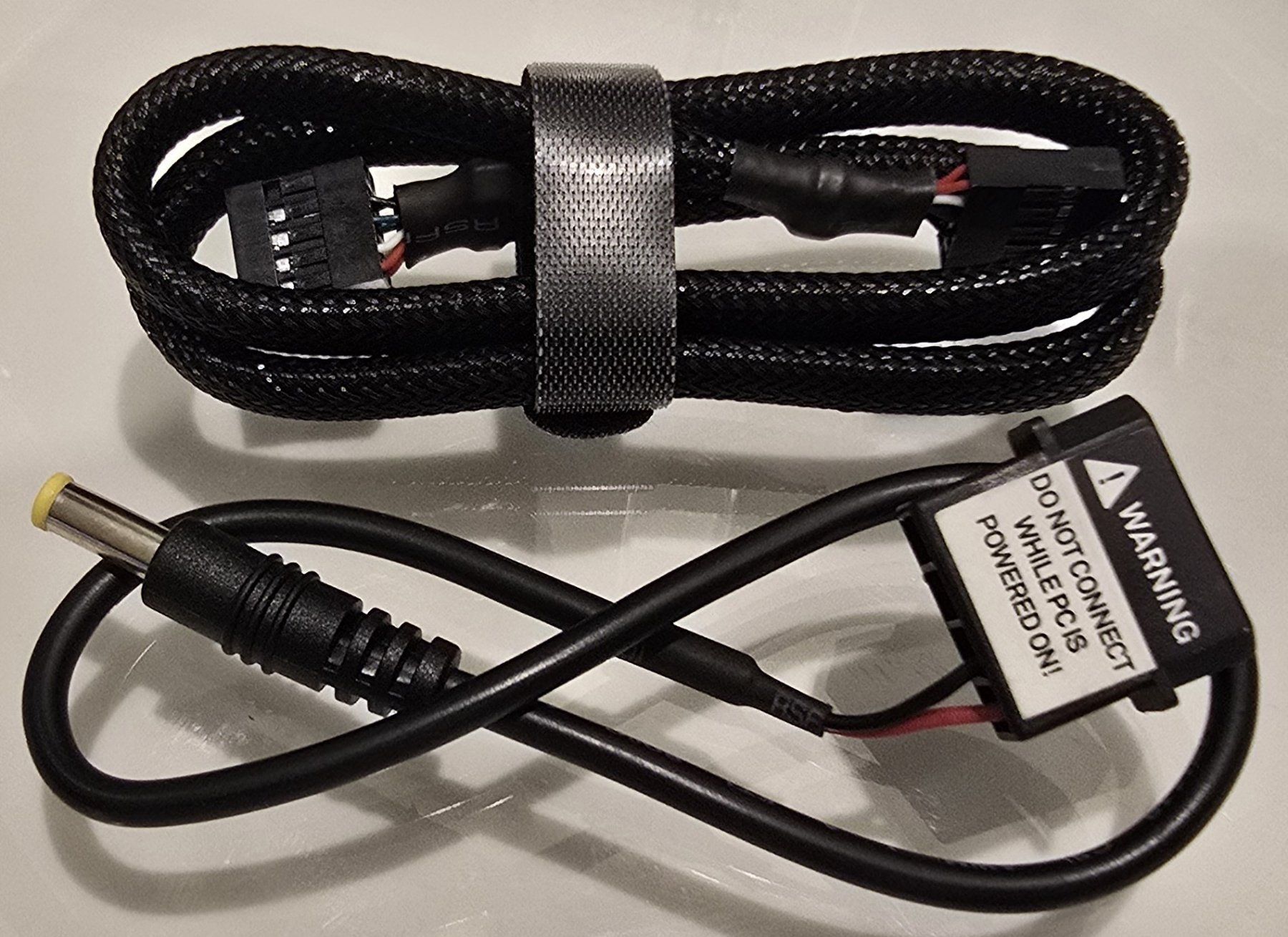 Hubs & Switches: interner USB Hub mit eigener Stromversorgung – Gebraucht aus Azmoos von johanoes 3