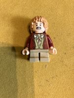 Lego lor030 Bilbo Baggins - Dark Red Coat