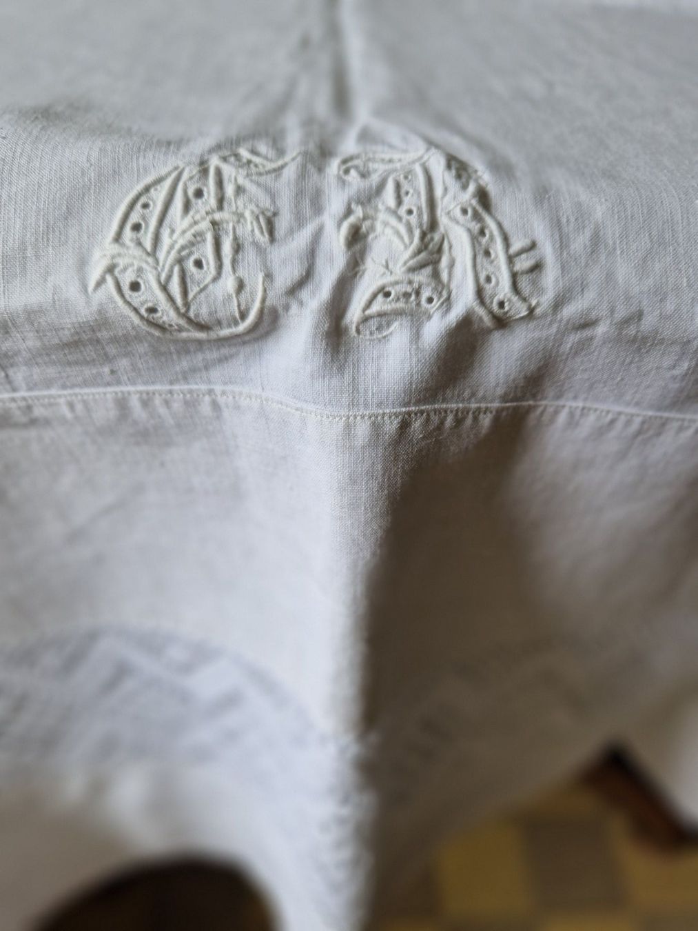 Linge de lit: Leinen Leintuch mit Spitze 220x166cm – D'occasion à Bern par Antikbatik 4