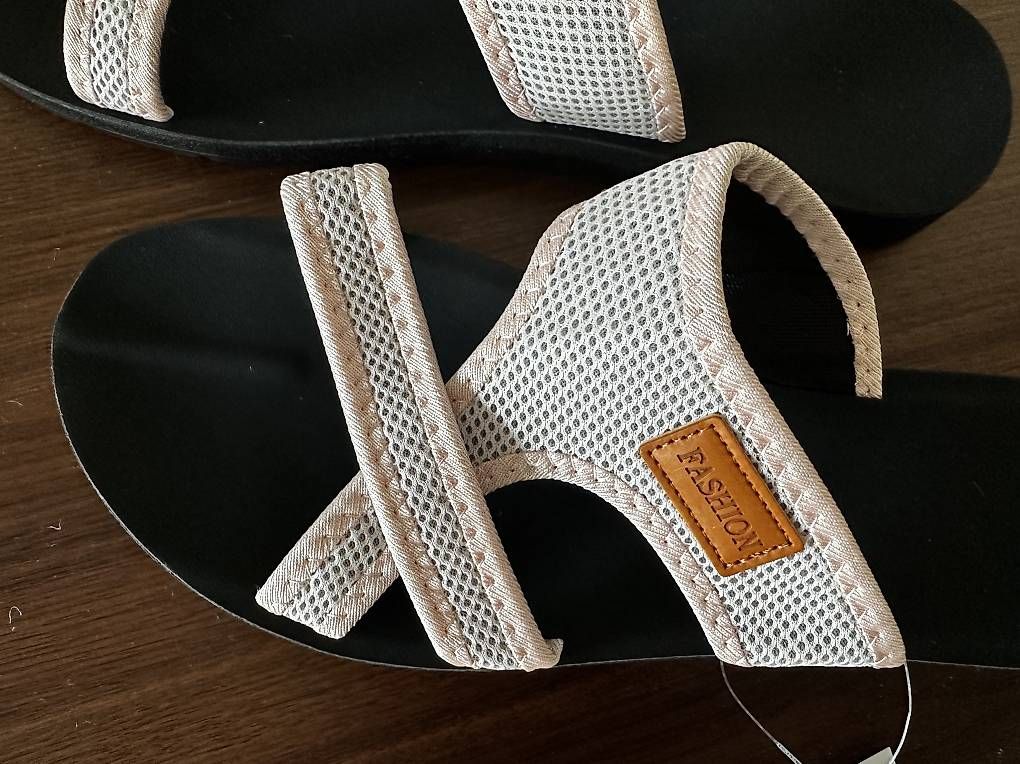 Damenschuhe: Sandalen, Grösse 41 – Neu und originalverpackt aus Zürich von isa_yzc7 1