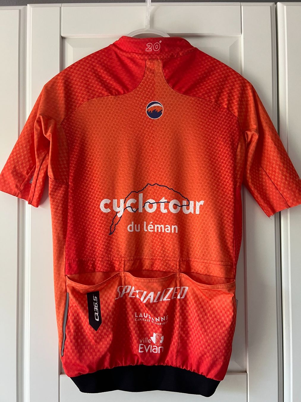 Leibchen & Hosen: Q36.5 Maillot de cyclisme taille M – Gebraucht aus Cossonay-ville von Super-Price-Quality 3
