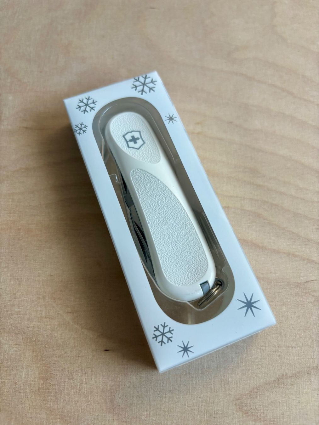 Victorinox Coltelli tascabile: Victorinox Winter Magic von 2016 – Nuovo (secondo la descrizione) da Pfungen venduto da bayside01