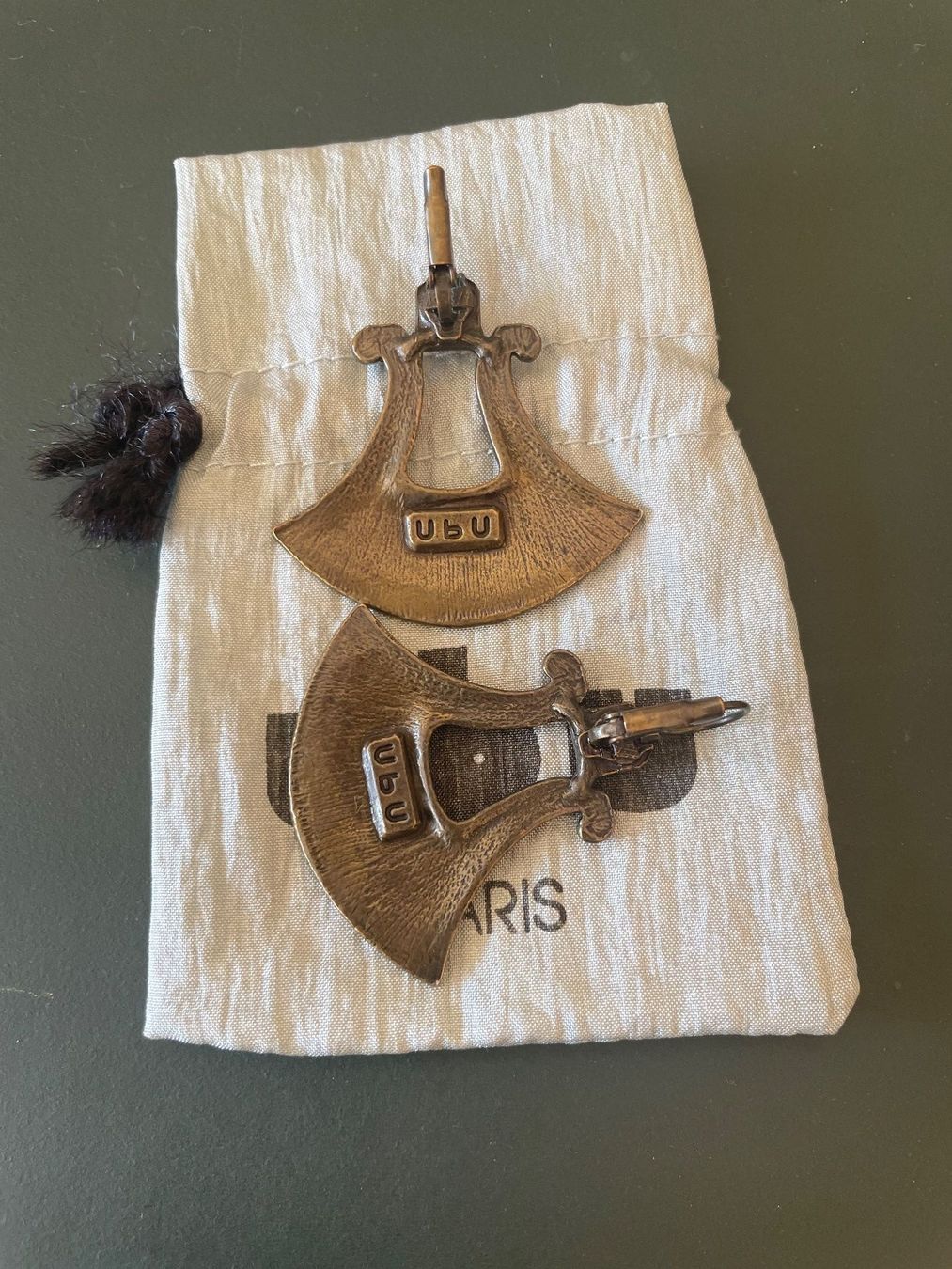 Ohrringe & -stecker: Boucles d’oreilles UBU Paris – Neu (gemäss Beschreibung) aus Sion von Linkebeek 1