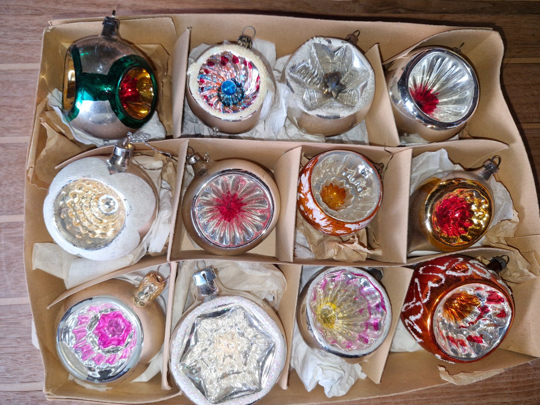 Tutte le decorazioni: alter Christbaumschmuck – Usato da Guarda venduto da rue_bpd7 1
