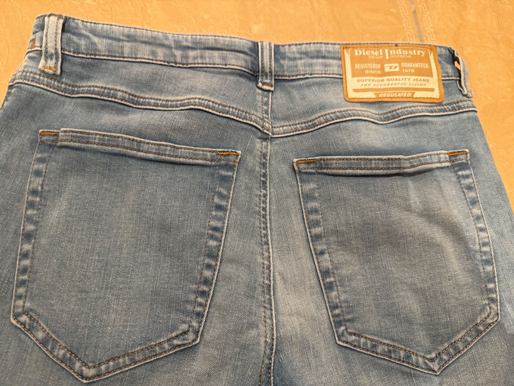 Diesel Jeans: Diesel NWT Jeans, W27 – Nuovo (secondo la descrizione) da Klingnau venduto da Markus14 3