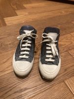 Sneaker