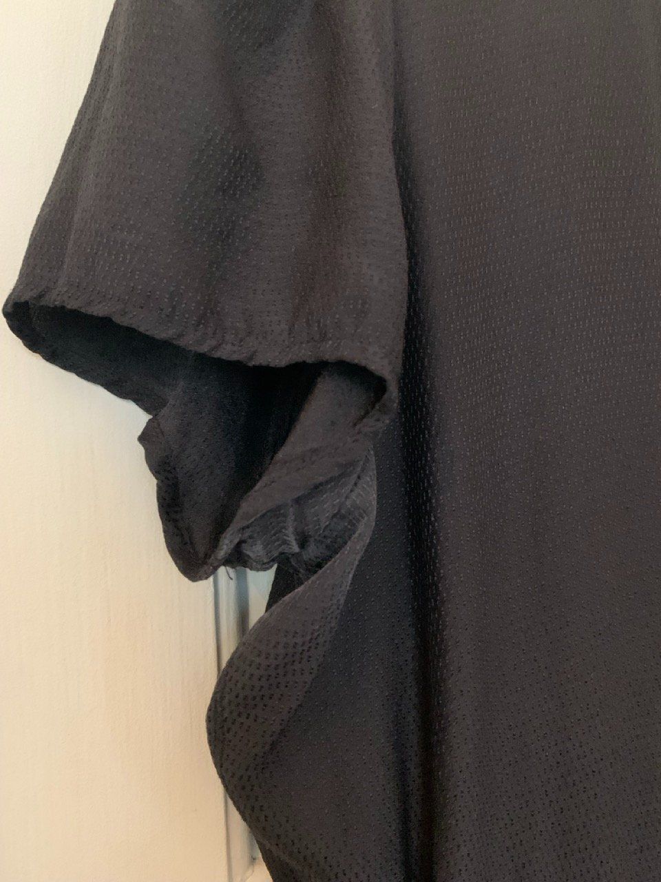 Sessun Vestiti: Seidenkleid von Sessun – Usato da basel venduto da G.Burghartz 2
