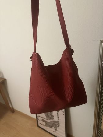 Rote Handtasche Kunstleder