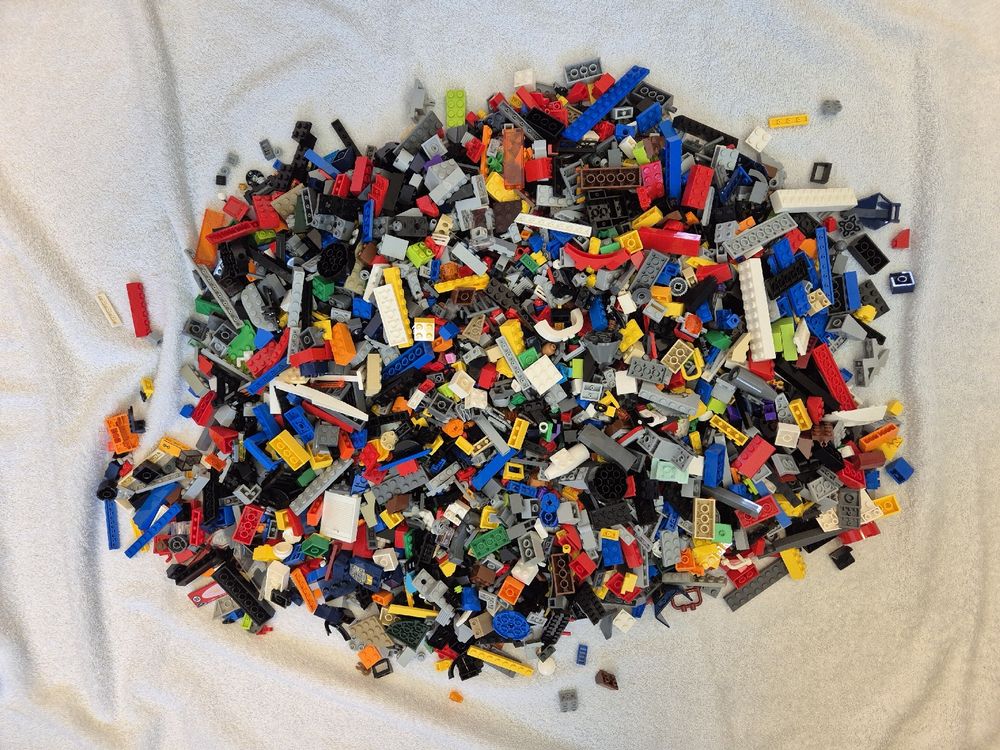 Lego Giocattoli: Grosses Lego-Konvolut, 3kg Lego Steine (02) – Usato da Russikon venduto da reimundo92